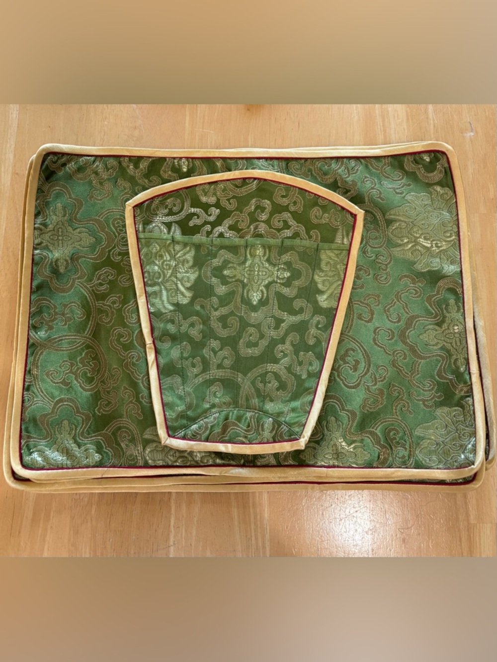 Asian Green Brocade Placemats with Chopstick Pocket set/4